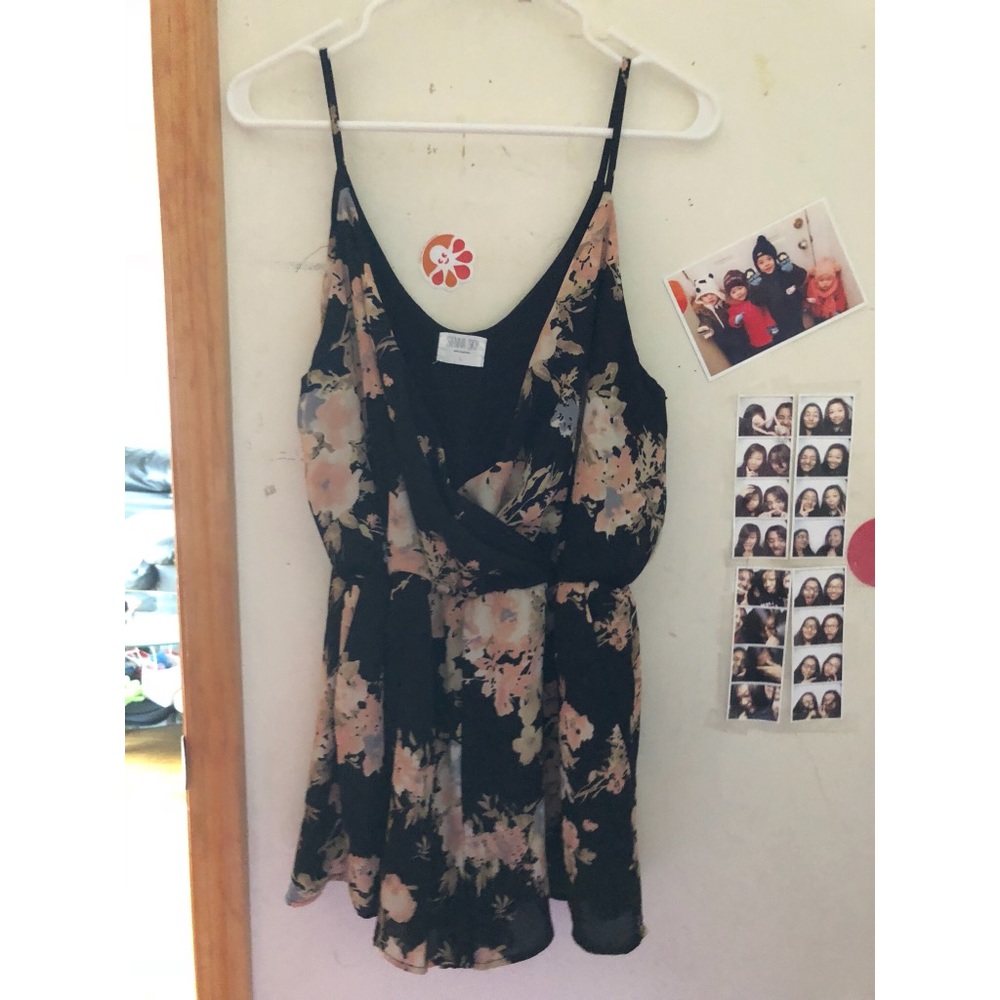 Sienna Sky Floral Romper L